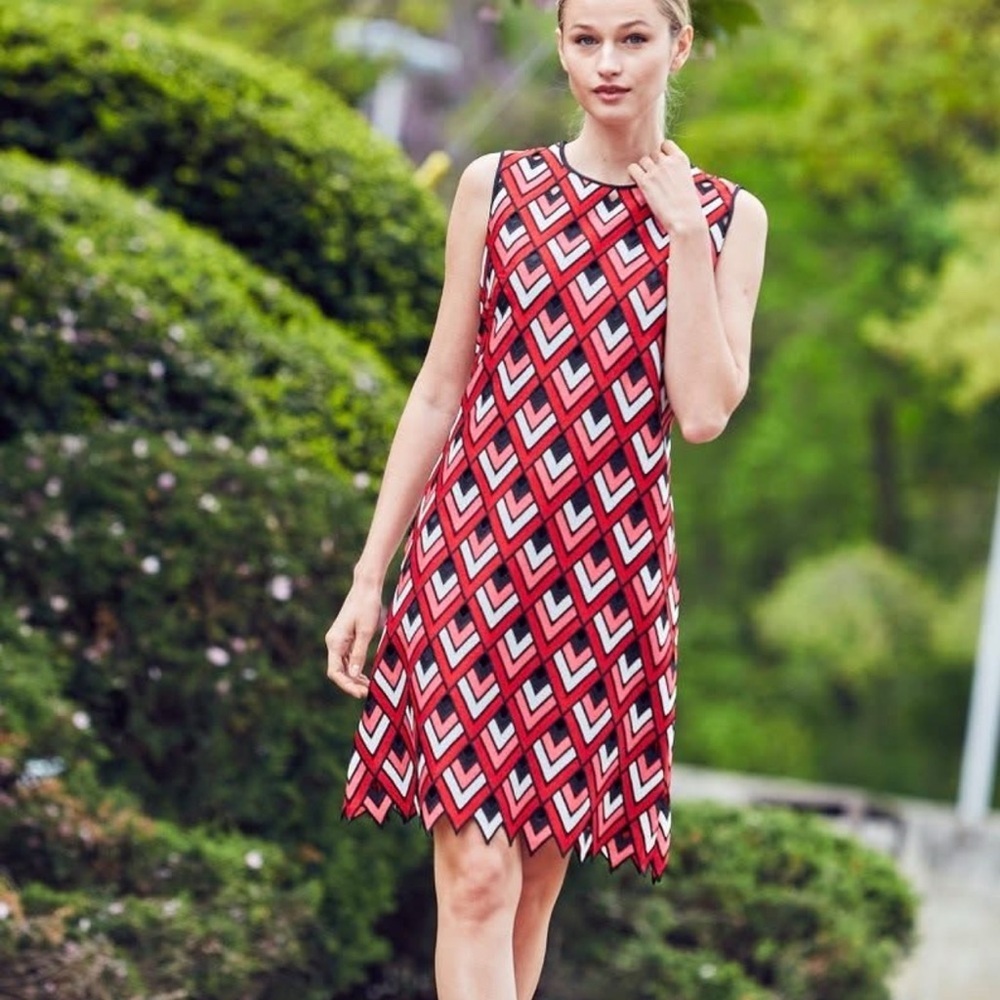 Elie Tahari Esmarella Dress 0 Embroidered Art Deco Geometric Cut Out Red‎ Pink